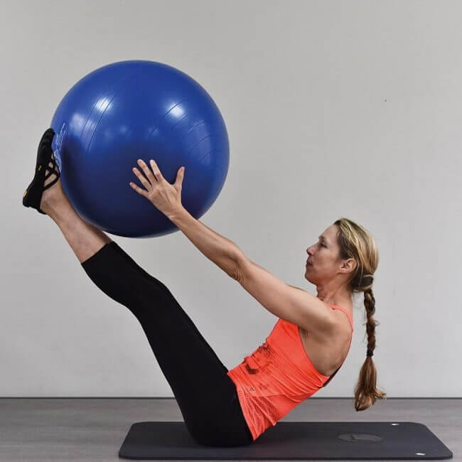 PILATES cours débutant/intermédiaire avec PETIT BALLON 